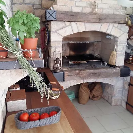 Apartament Mi