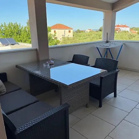 Mi * Kraj (Zadar)