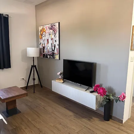 Apartament Mi *